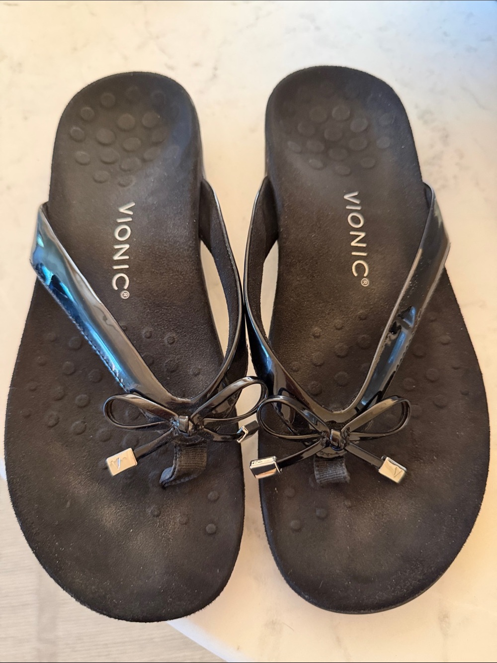 EUC Vionic Women’s Bella Sandal - Picture 2 of 8